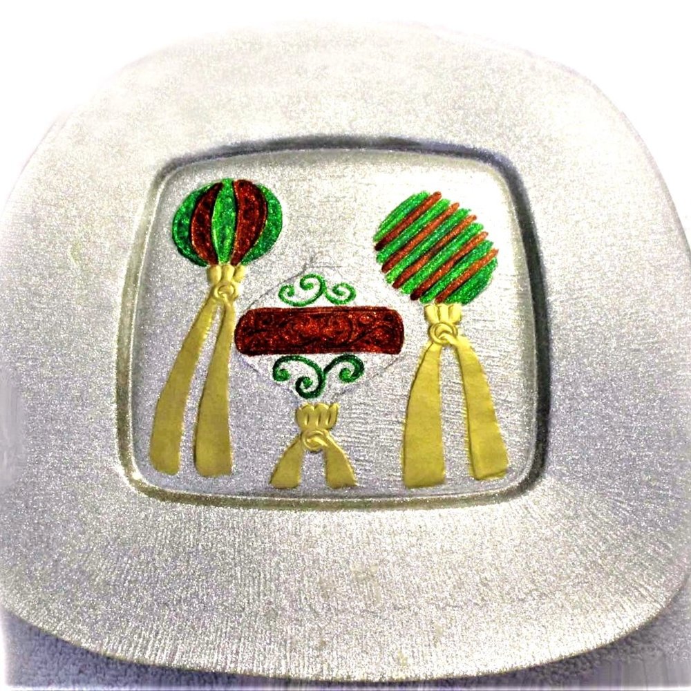 Can you say "glitter platter" fast 3 times!